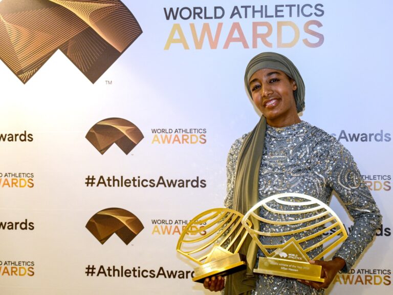 AFP__20241201__36NY8MG__v1__HighRes__AthleticsMonAwards-1733118425.jpg